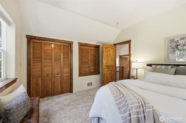 2307 Madrona Street, Port Townsend, WA 98368