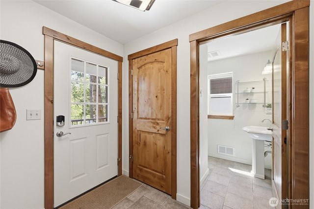 2307 Madrona Street, Port Townsend, WA 98368