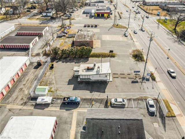 5862 Jefferson AVE, Newport News, VA 23605