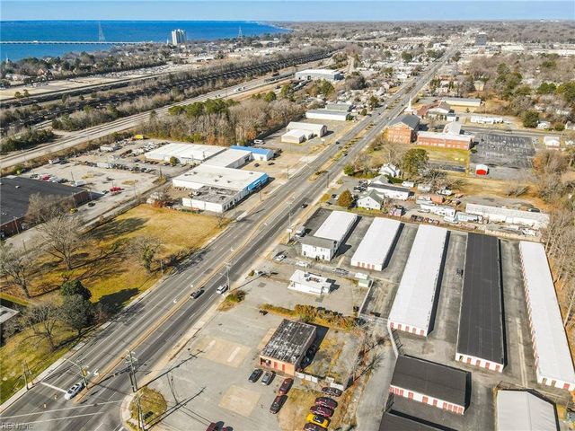 5862 Jefferson AVE, Newport News, VA 23605