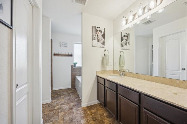 5127 Misty Lane, Bacliff, TX 77518