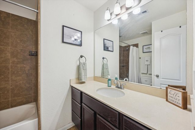 5127 Misty Lane, Bacliff, TX 77518