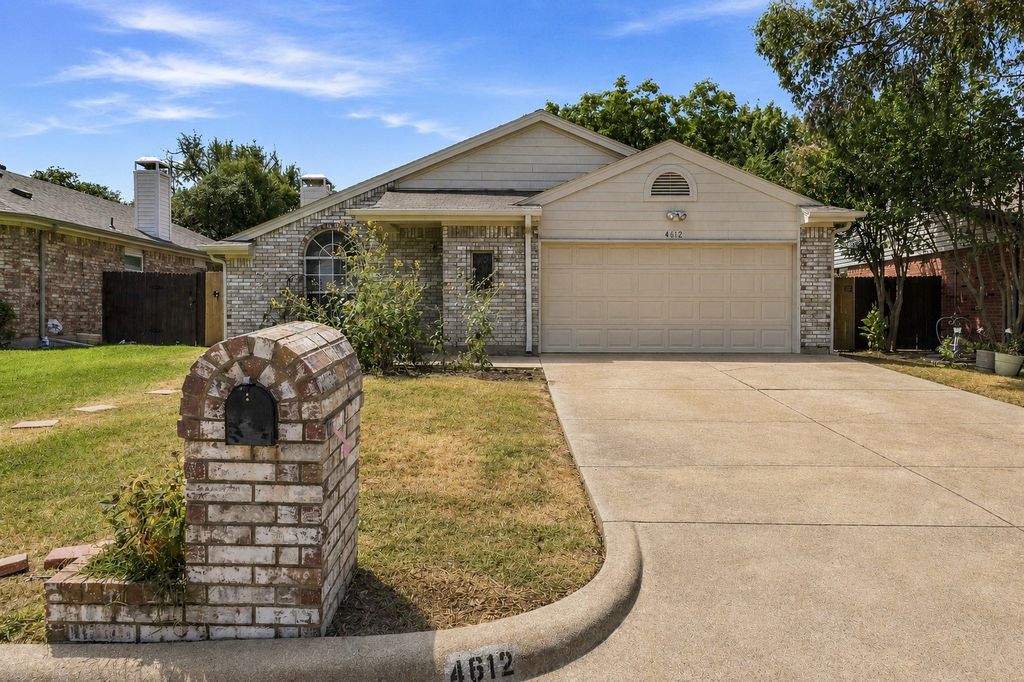 4612 Goldrock Drive, Fort Worth, TX 76137