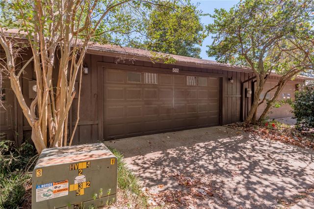 502 Hickory Street, Huntsville, TX 77320