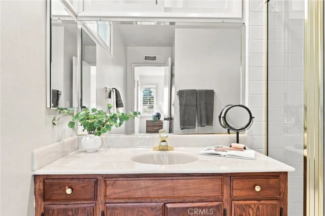 2762 Tern Circle, Costa Mesa, CA 92626