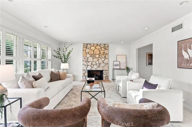 2762 Tern Circle, Costa Mesa, CA 92626