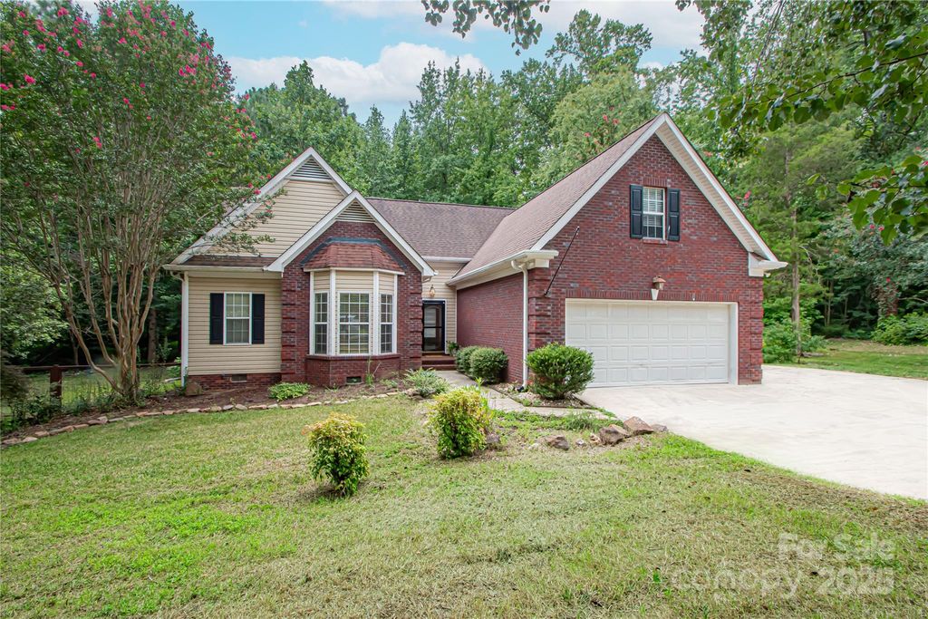 8205 Poplar Grove Circle, Waxhaw, NC 28173