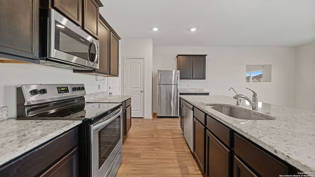 7335 Sharma, San Antonio, TX 78252