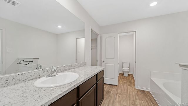 7335 Sharma, San Antonio, TX 78252