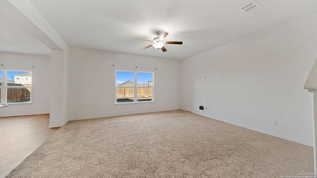 7335 Sharma, San Antonio, TX 78252