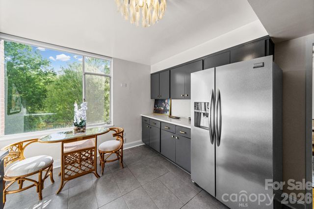 1300 Queens Road 312, Charlotte, NC 28207