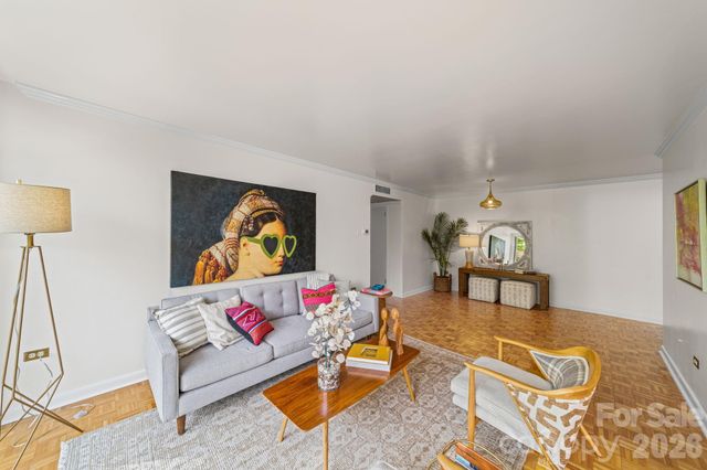 1300 Queens Road 312, Charlotte, NC 28207