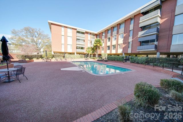 1300 Queens Road 312, Charlotte, NC 28207