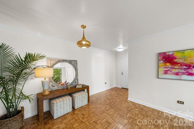 1300 Queens Road 312, Charlotte, NC 28207