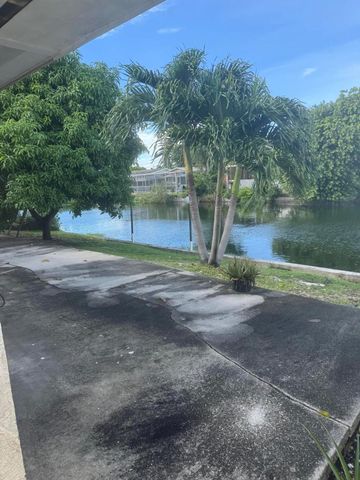 6621 Boxwood Drive, Miramar, FL 33023