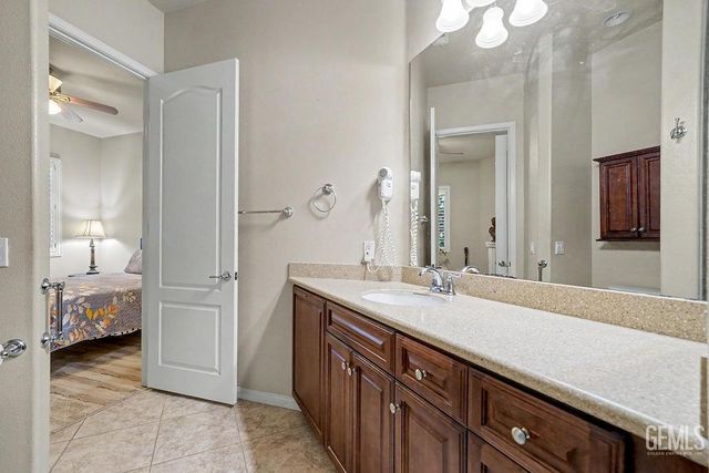 13308 Sterling Heights Drive, Bakersfield, CA 93306