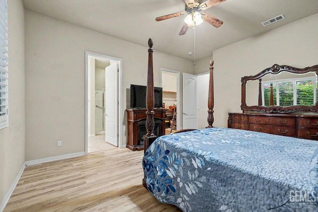 13308 Sterling Heights Drive, Bakersfield, CA 93306
