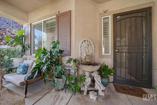 13308 Sterling Heights Drive, Bakersfield, CA 93306