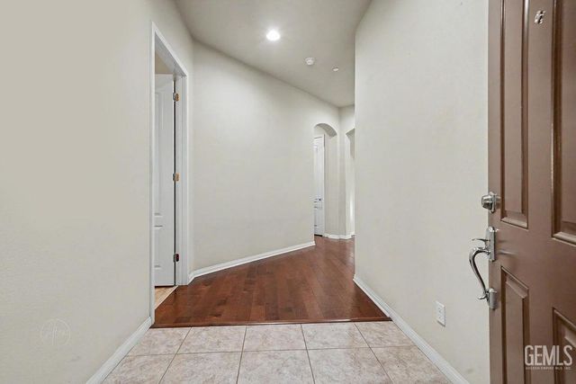 13308 Sterling Heights Drive, Bakersfield, CA 93306