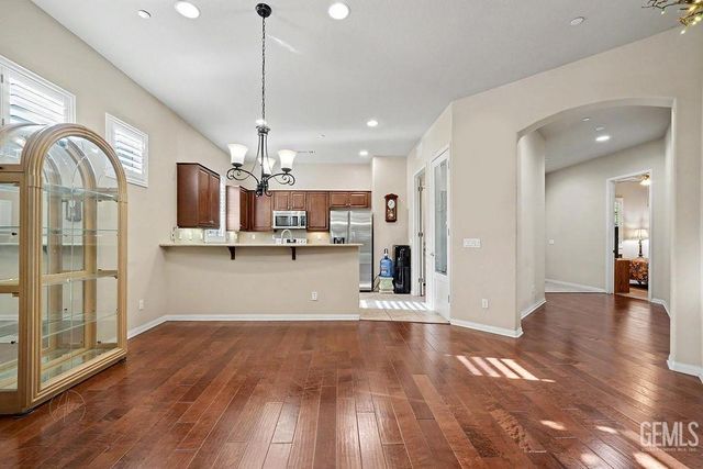 13308 Sterling Heights Drive, Bakersfield, CA 93306