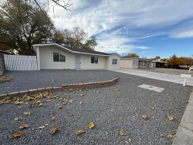 4537 W Lea Drive SW, Albuquerque, NM 87105