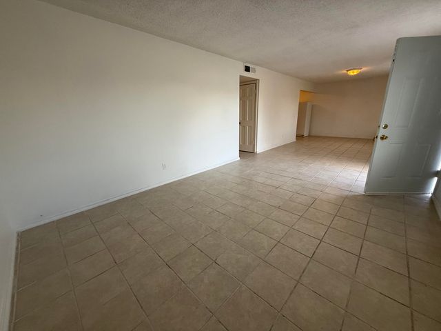 4537 W Lea Drive SW, Albuquerque, NM 87105