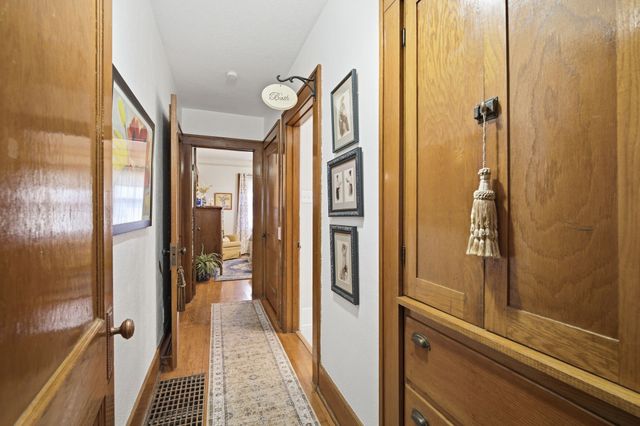 920 40th Street, Des Moines, IA 50312