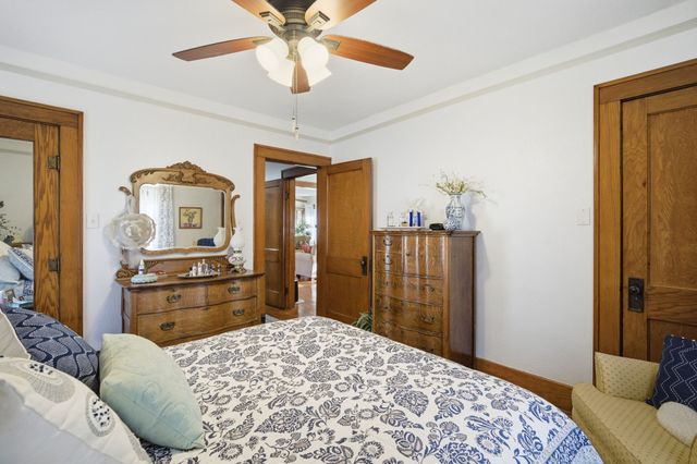 920 40th Street, Des Moines, IA 50312