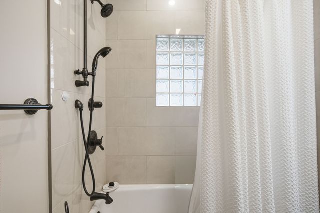 920 40th Street, Des Moines, IA 50312