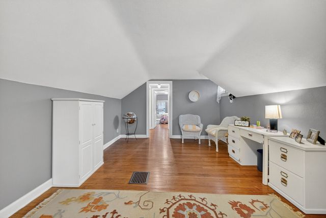 920 40th Street, Des Moines, IA 50312