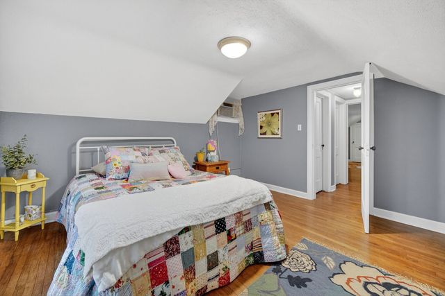 920 40th Street, Des Moines, IA 50312