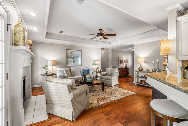 12 Cherryhill Cove, Little Rock, AR 72211