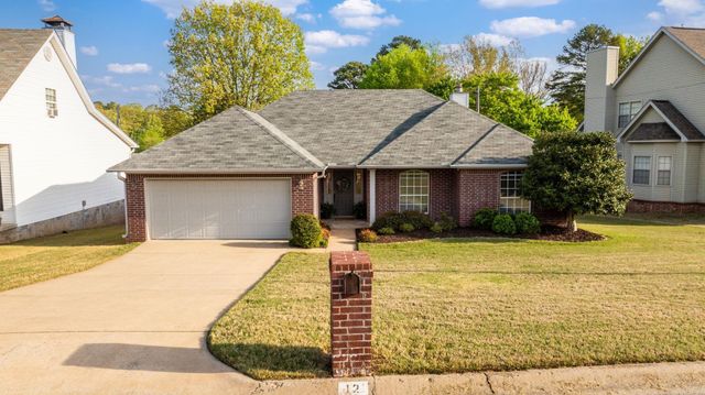 12 Cherryhill Cove, Little Rock, AR 72211