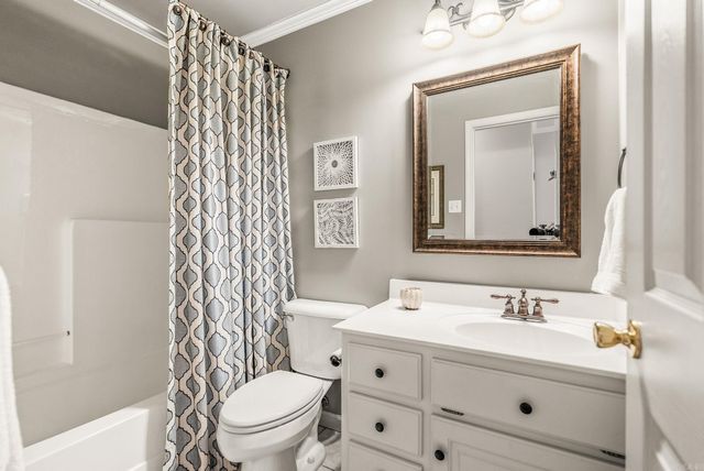 12 Cherryhill Cove, Little Rock, AR 72211