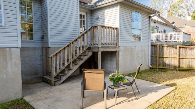 12 Cherryhill Cove, Little Rock, AR 72211