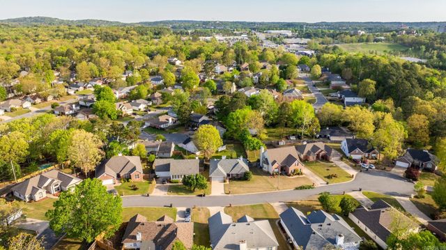 12 Cherryhill Cove, Little Rock, AR 72211