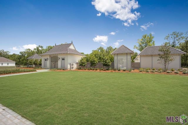 2713 Pointe-marie Dr, Baton Rouge, LA 70820