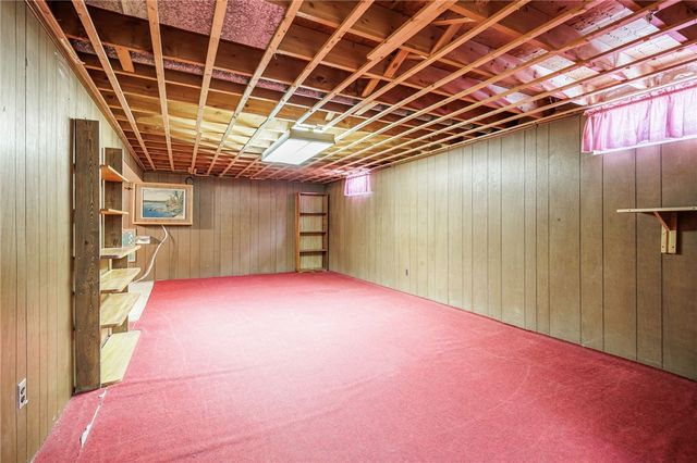 24 Bobbie Drive, Gates, NY 14606