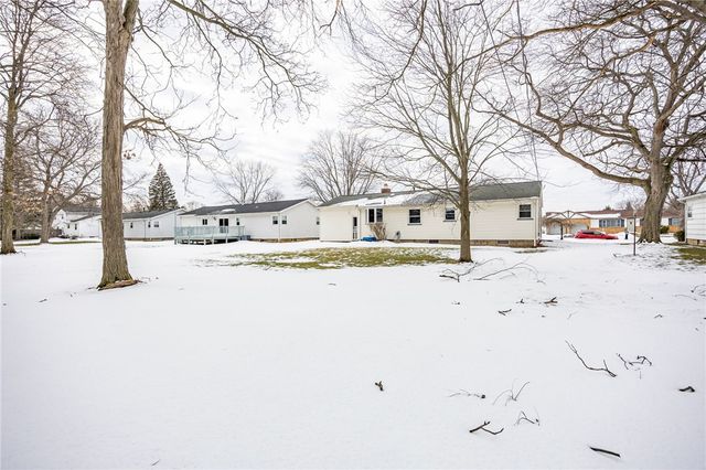 24 Bobbie Drive, Gates, NY 14606