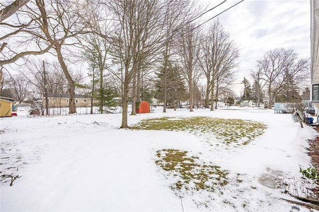 24 Bobbie Drive, Gates, NY 14606