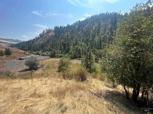 1068 Clearcreek Road, Kooskia, ID 83539