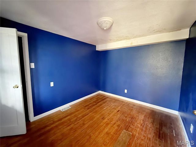 9903 Jeffrey Drive, St Louis, MO 63137