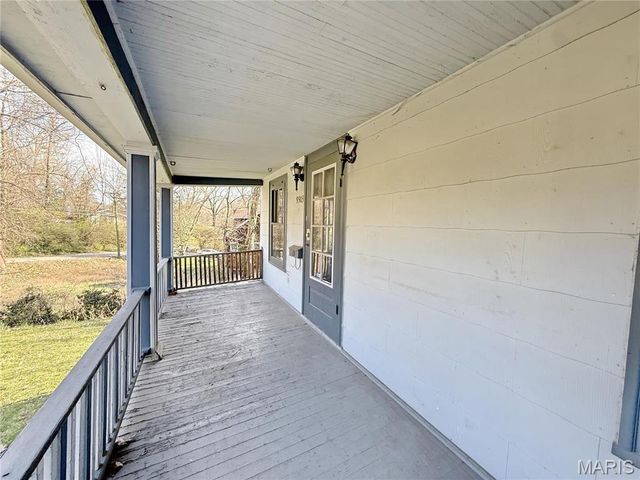 9903 Jeffrey Drive, St Louis, MO 63137