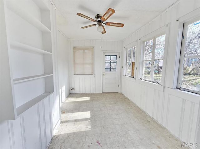 9903 Jeffrey Drive, St Louis, MO 63137