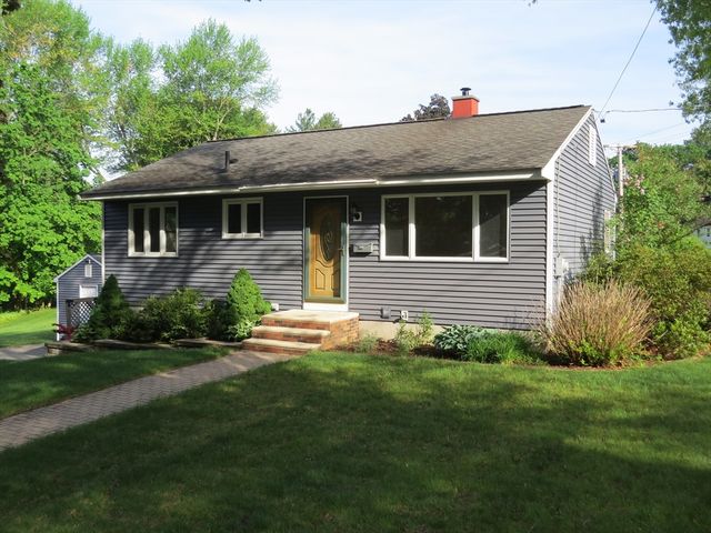 2 Birch Hill Road, Northborough, MA 01532