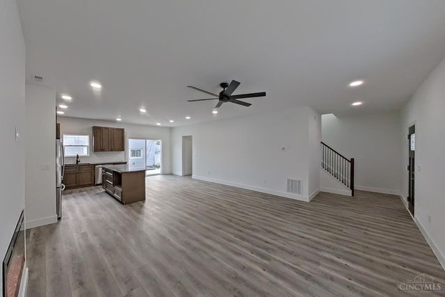 192 N Broadway Street, Williamsburg, OH 45176