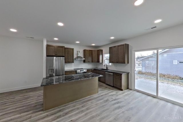 192 N Broadway Street, Williamsburg, OH 45176