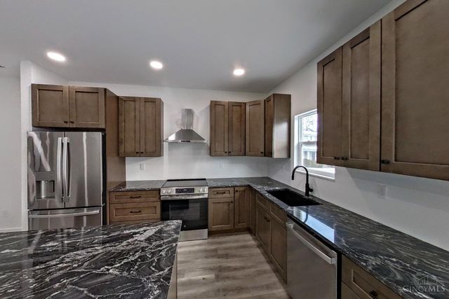 192 N Broadway Street, Williamsburg, OH 45176