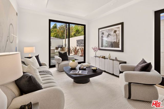 12035 Navy Street, Los Angeles, CA 90066