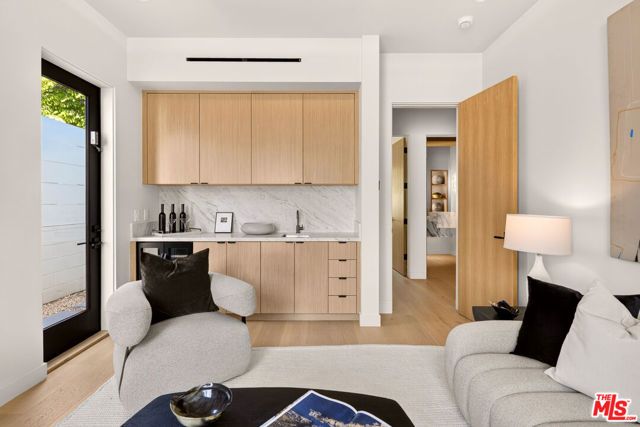 12035 Navy Street, Los Angeles, CA 90066